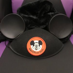 Disney Classic Mickey Mouse Ears